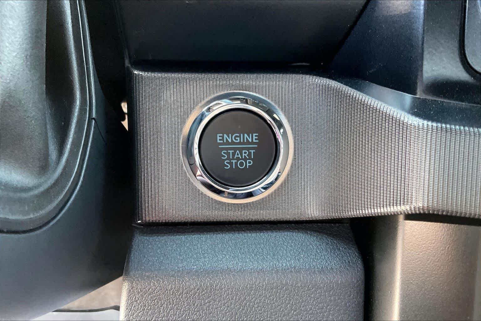 New 2026 Glacier Gray Metallic Tri-Coat Ford F-250® Platinum® image 17