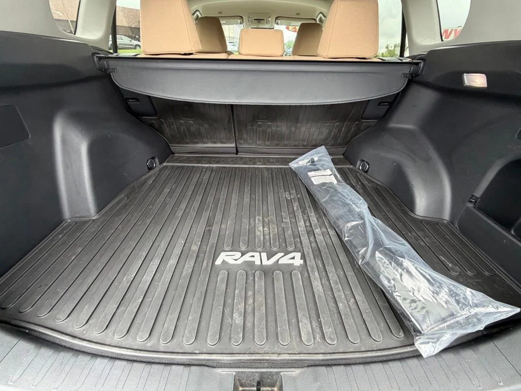 Used 2023 White Toyota XLE image 42