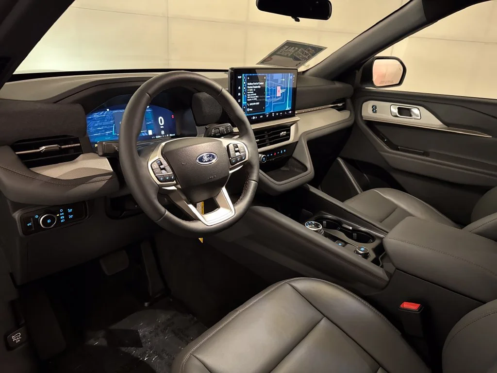New 2027 White Ford Active image 33