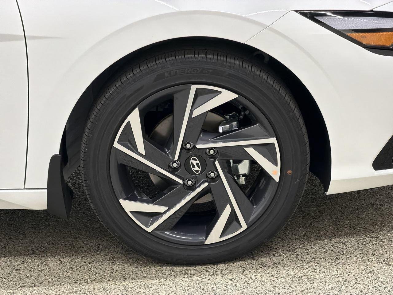 New 2026 Serenity White Hyundai Limited image 10