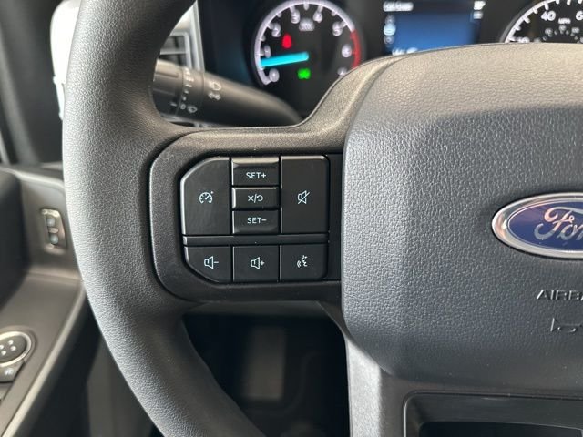 New 2026 Oxford White Ford F-350® XL image 27