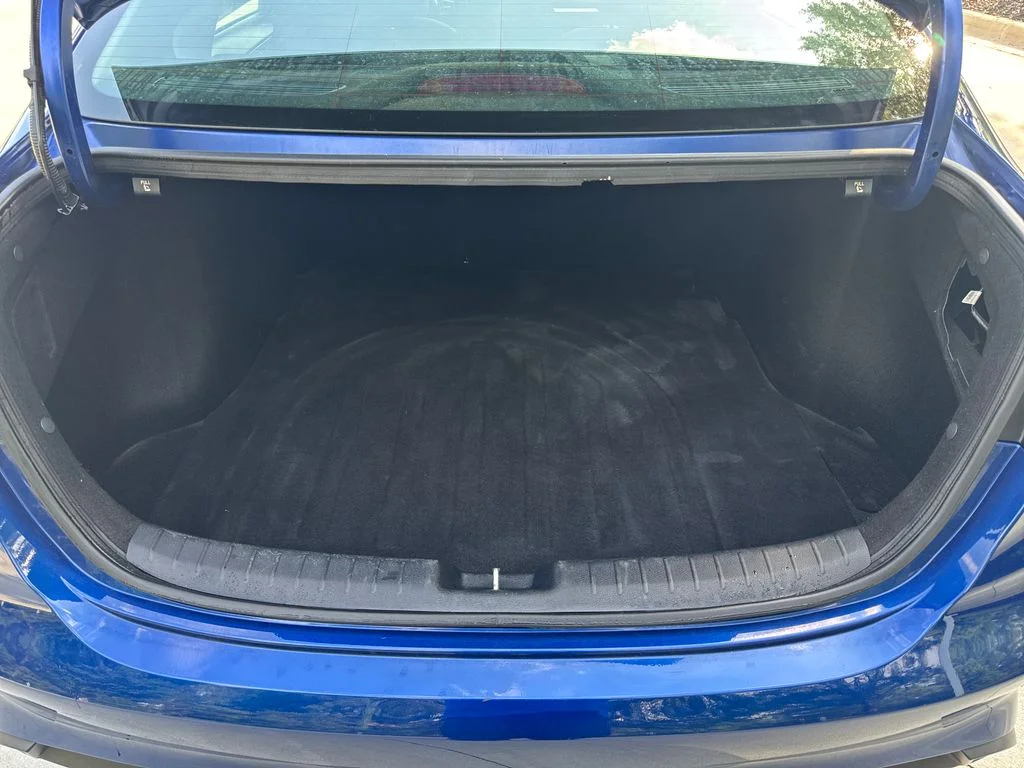 Used 2023 Deep Sea Blue Kia LXS image 33