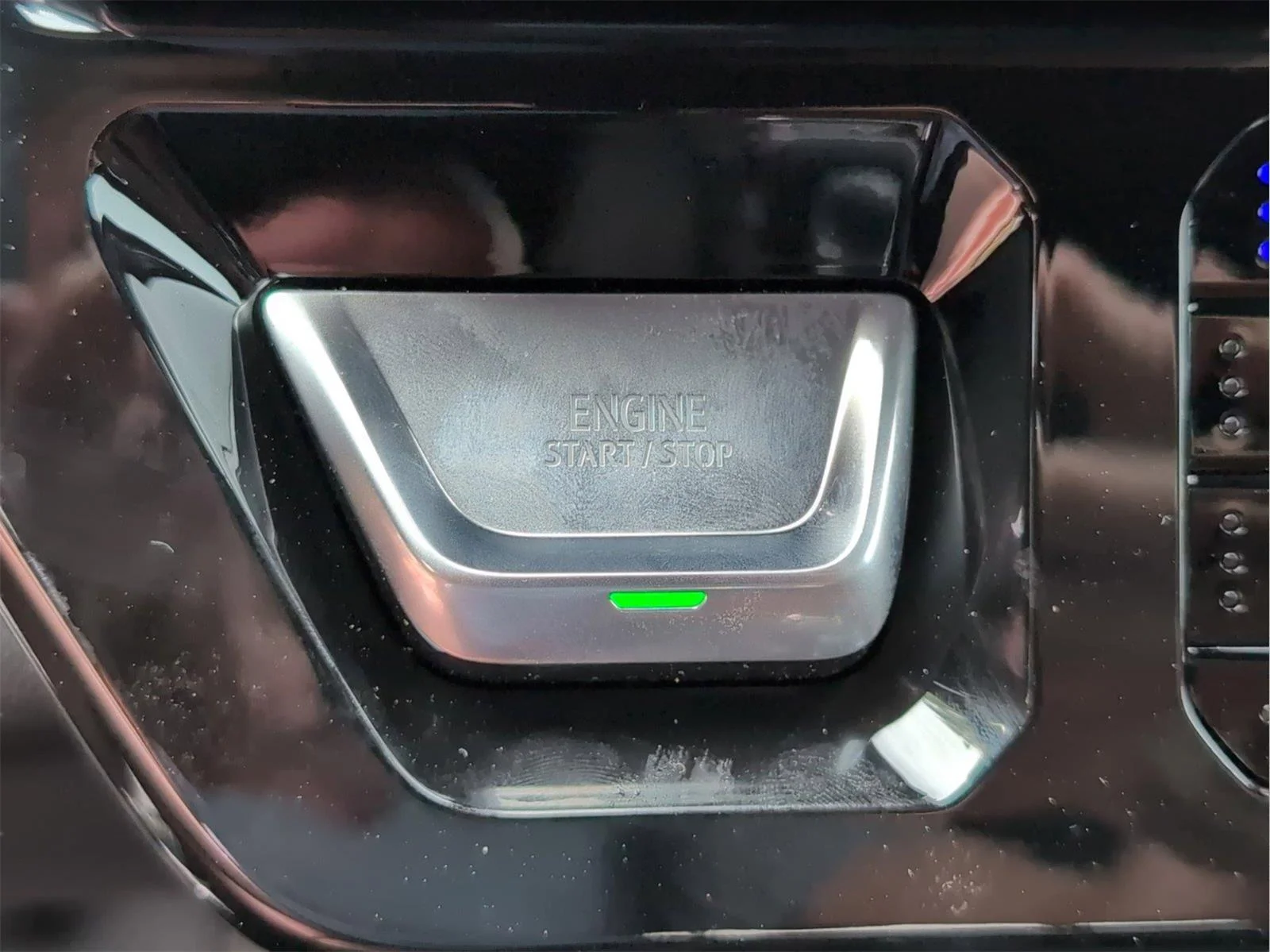 New 2026 Sterling Metallic GMC Denali Ultimate image 22