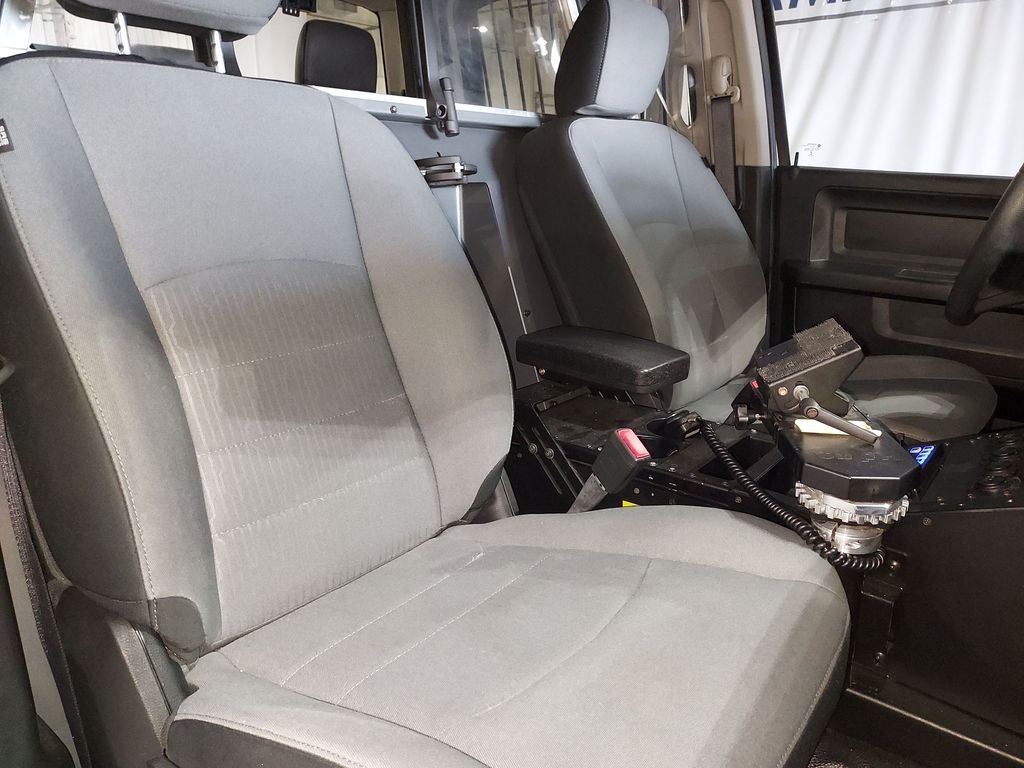 Used 2022 White Ram SSV image 29