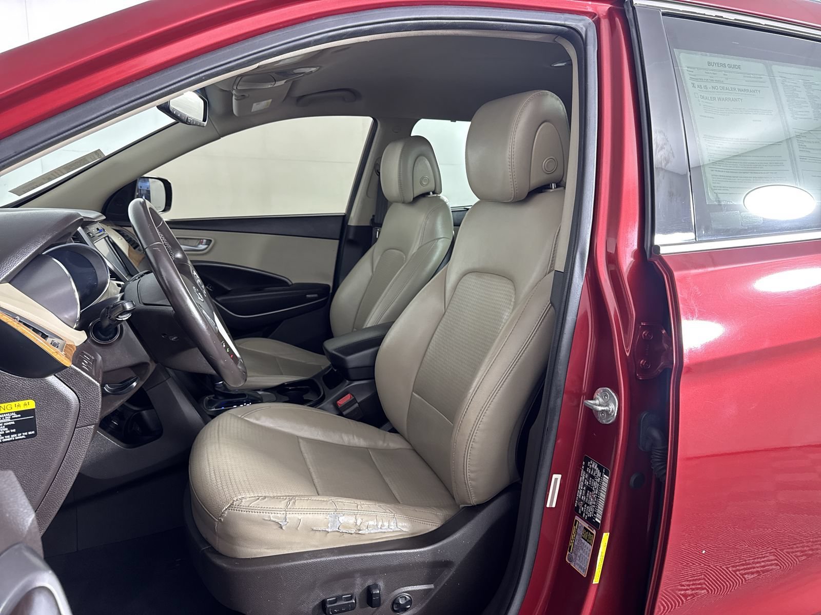 Used 2014 Serrano Red Hyundai  image 14