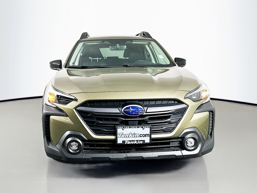 Used 2025 Autumn Green Metallic Subaru Premium image 3