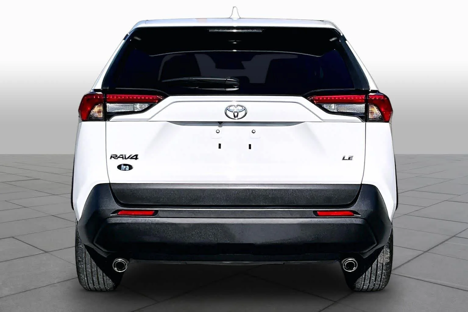 Certified Used 2023 Ice Cap Toyota LE image 5
