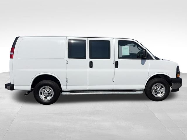Used 2024 White Chevrolet Work Van image 9
