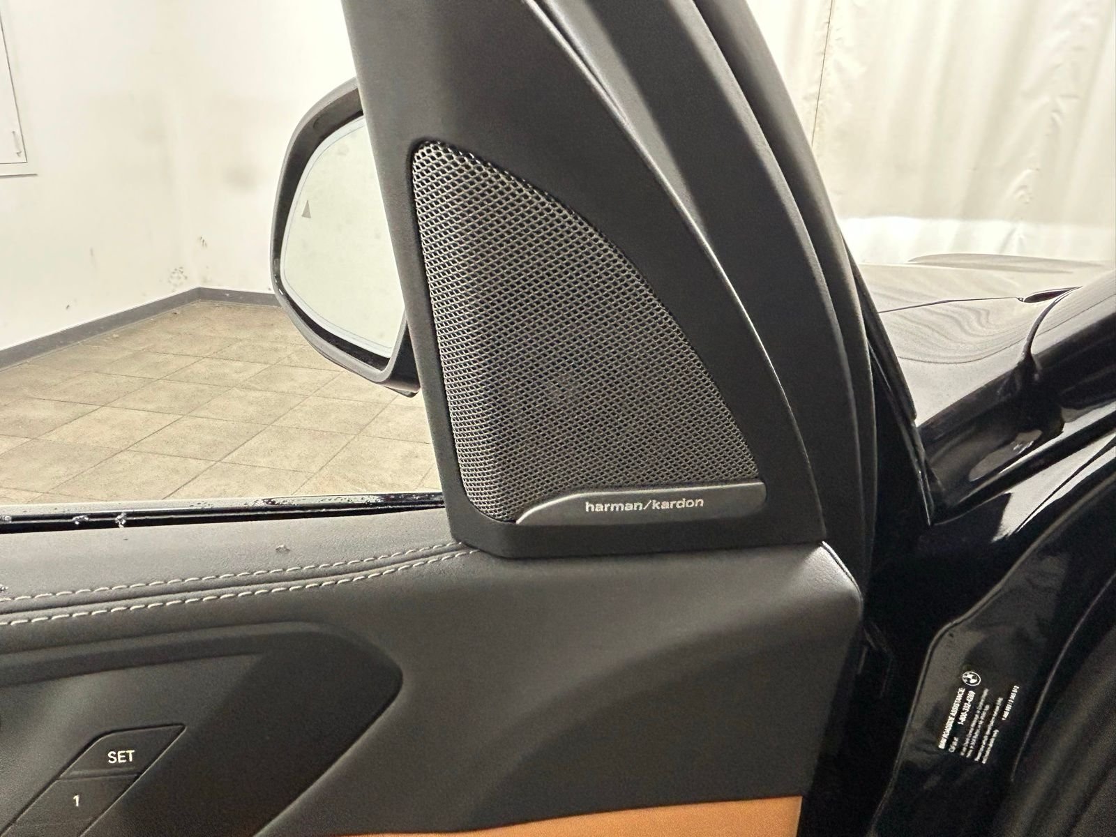 New 2026 Carbon Black Metallic BMW xDrive50e image 44