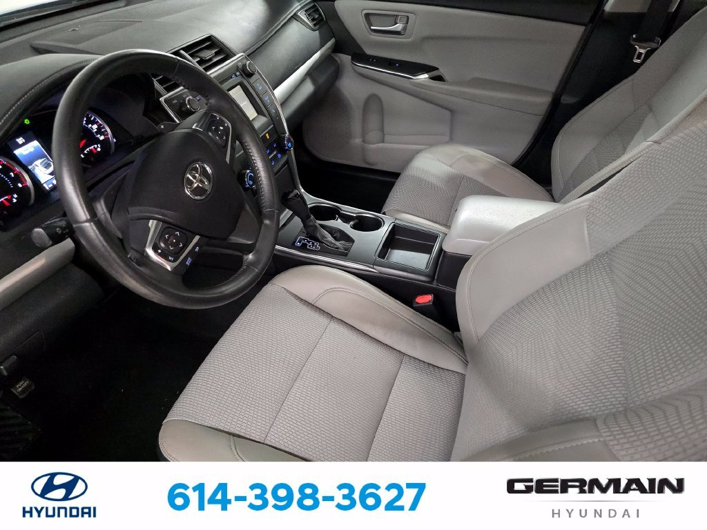 Used 2017 Blue Toyota SE image 18