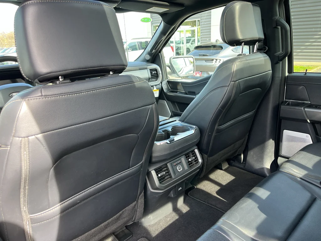 Used 2025 White Ford Lariat image 20