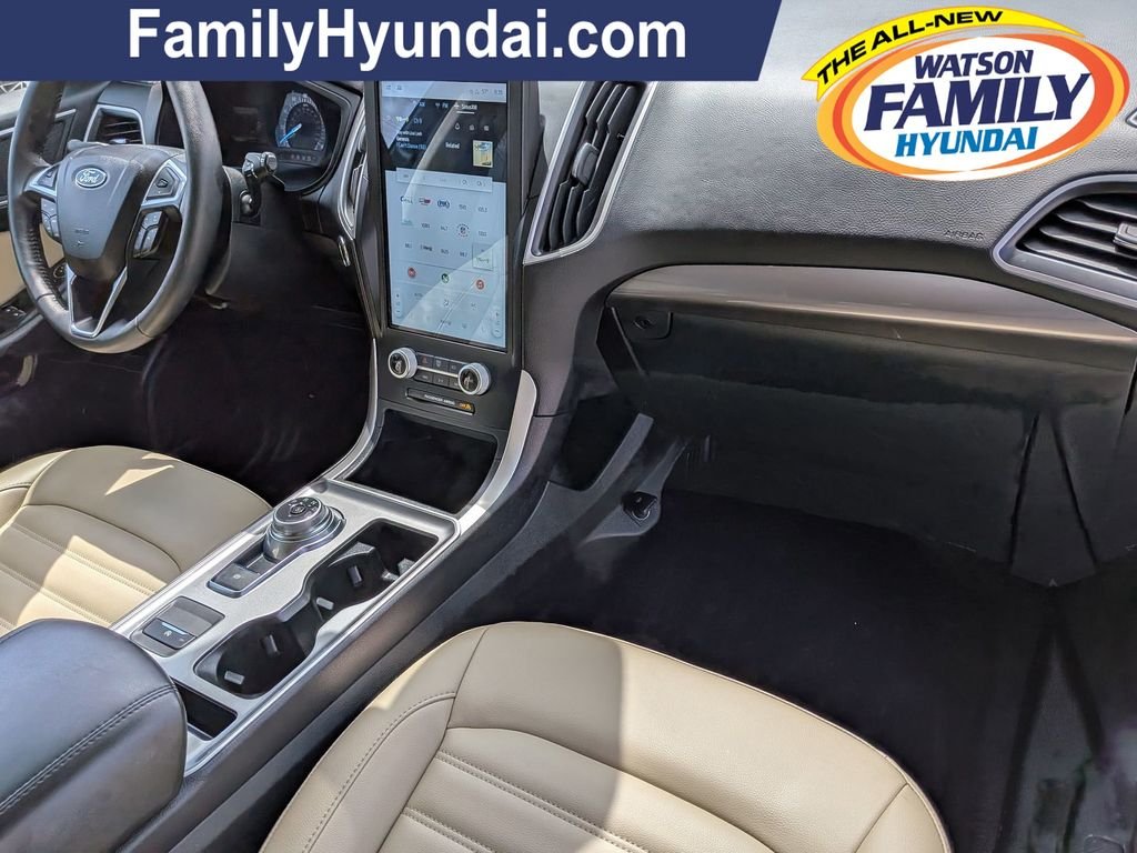 Used 2024 Gray Ford SEL image 26