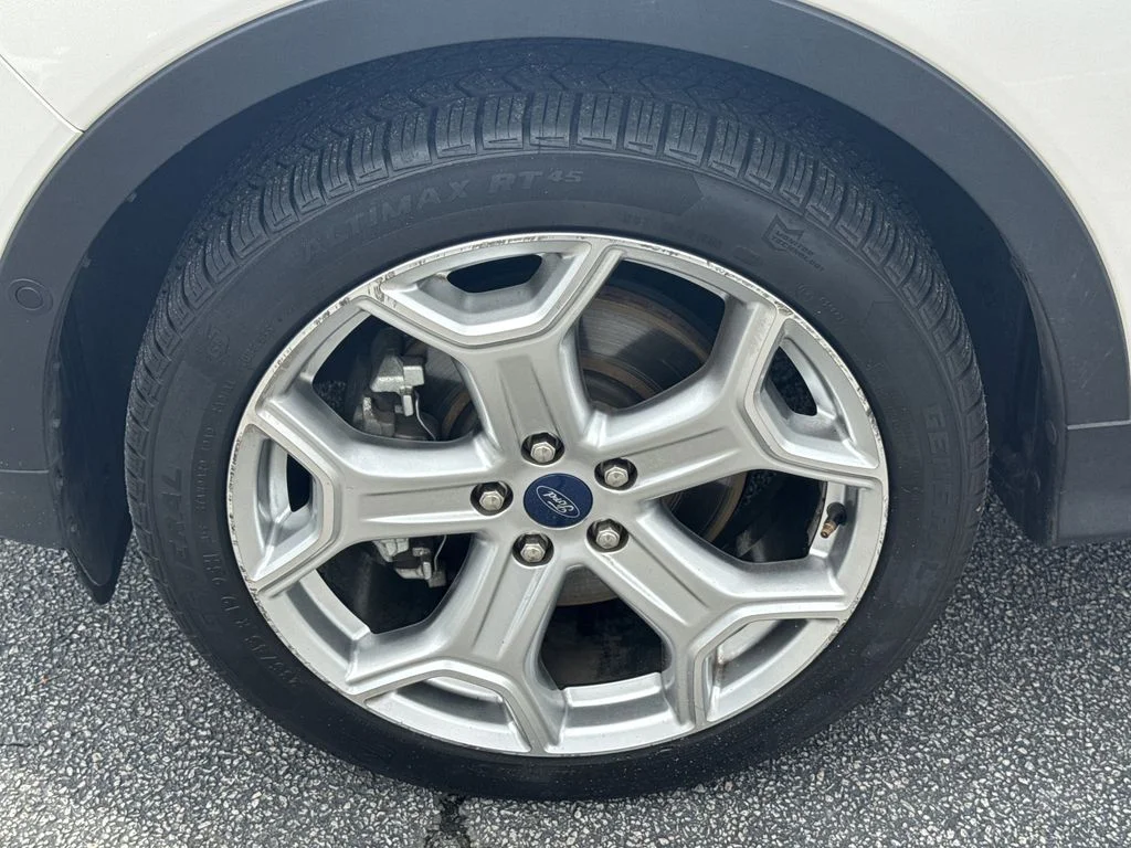 Used 2018 White Ford Titanium image 11