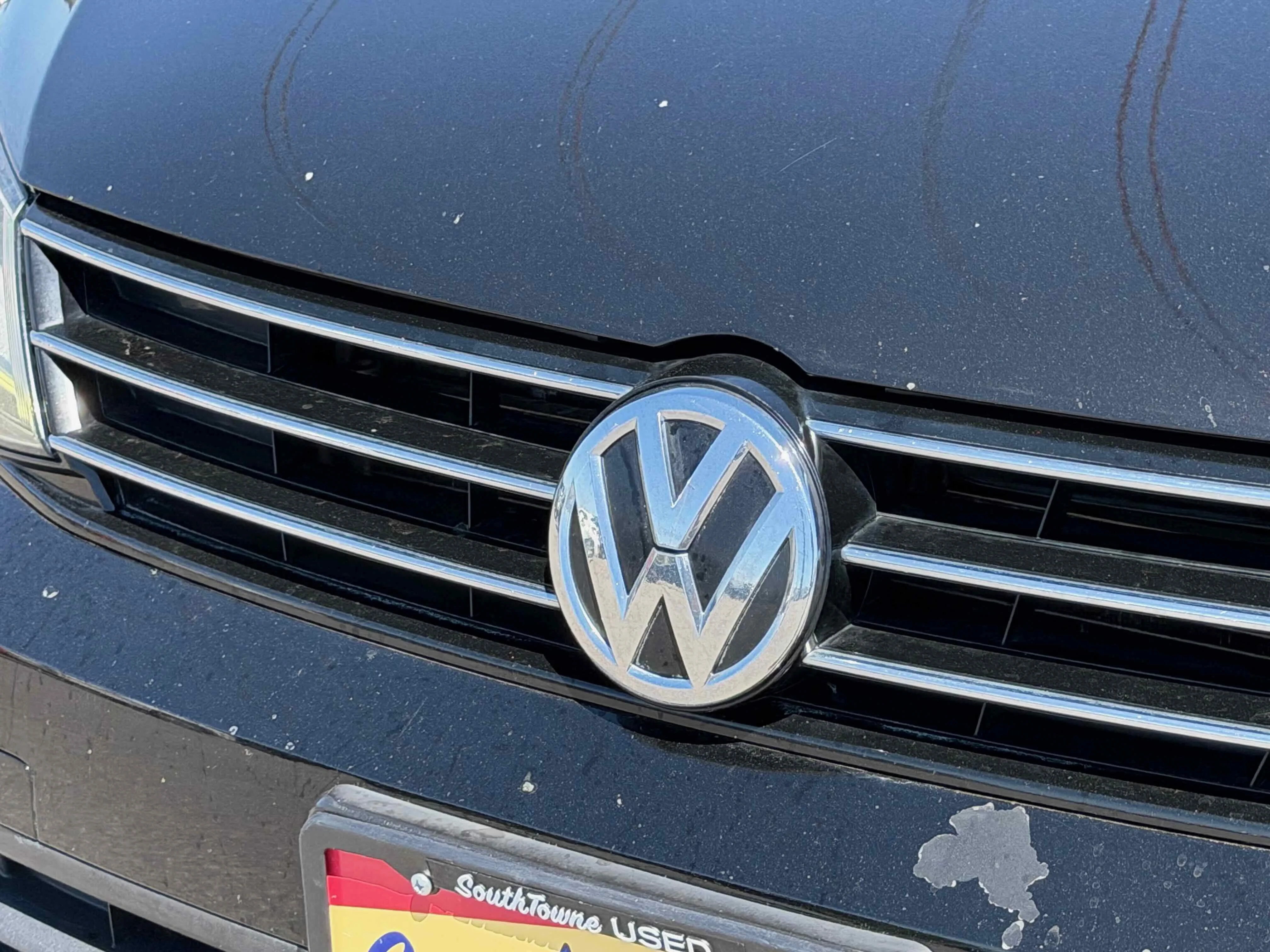 Used 2017 Black Volkswagen 1.4T S image 9