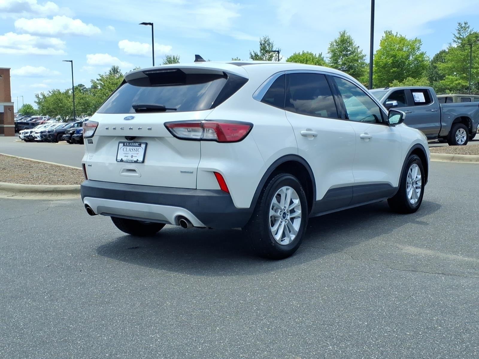 Used 2020 Ford Escape SE with VIN 1FMCU0G61LUB38389 for sale in Pineville, NC