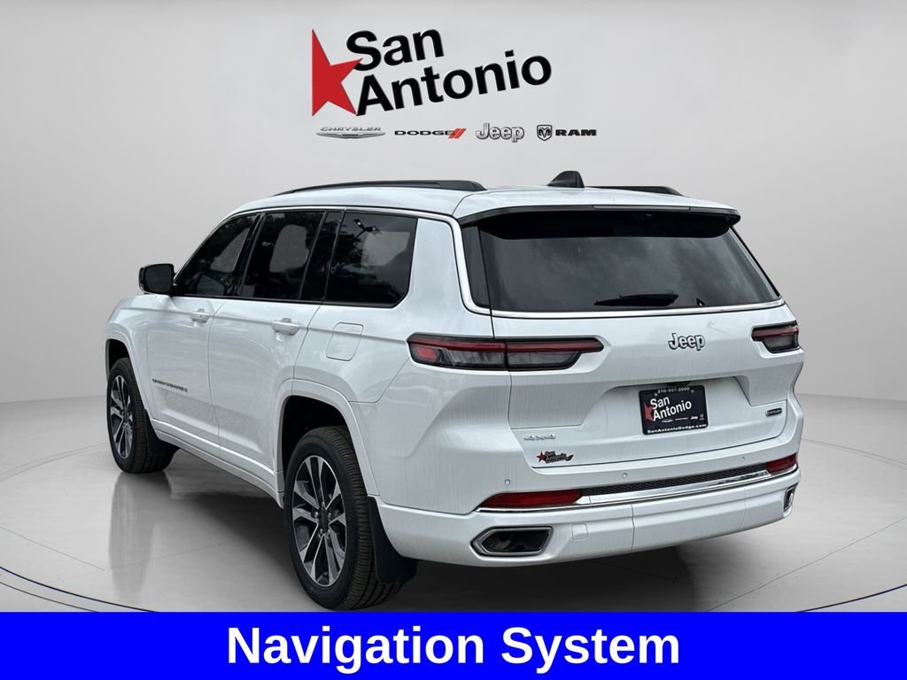 New 2025 Bright White Clear-Coat Exterior Paint Jeep Overland image 12