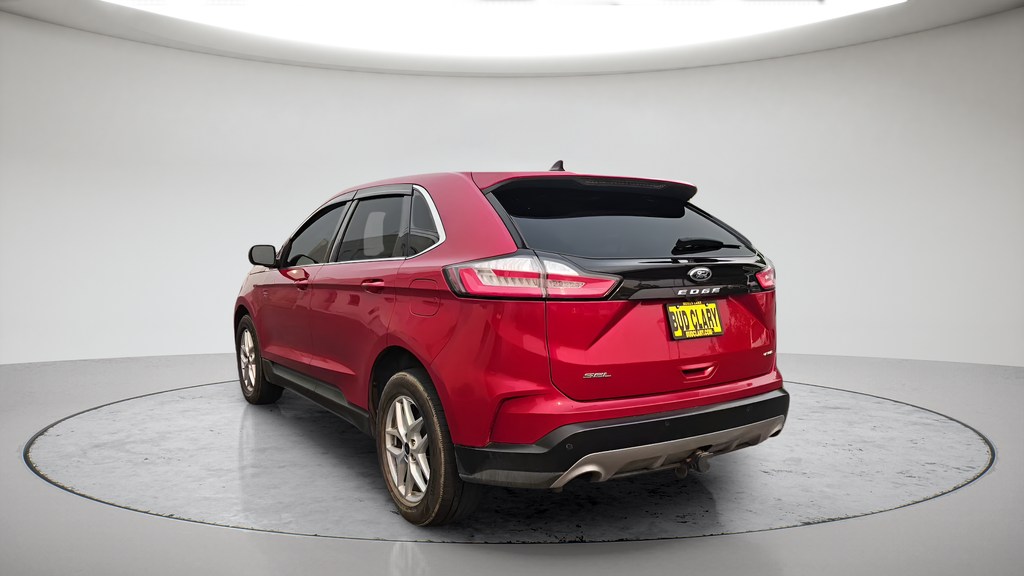 Used 2021 Red Ford SEL image 7