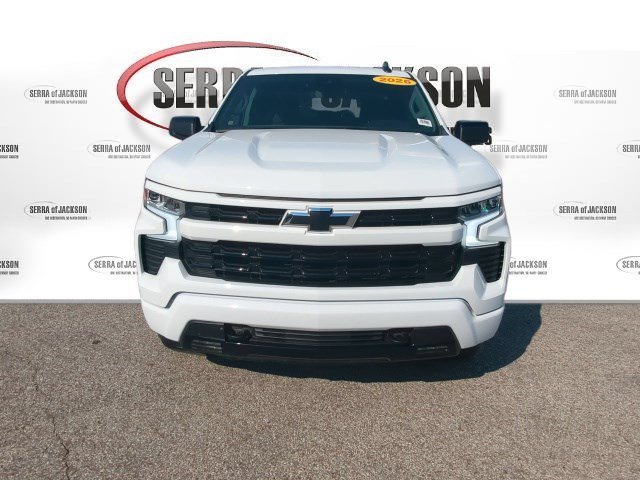 Used 2026 Summit White Chevrolet RST image 3