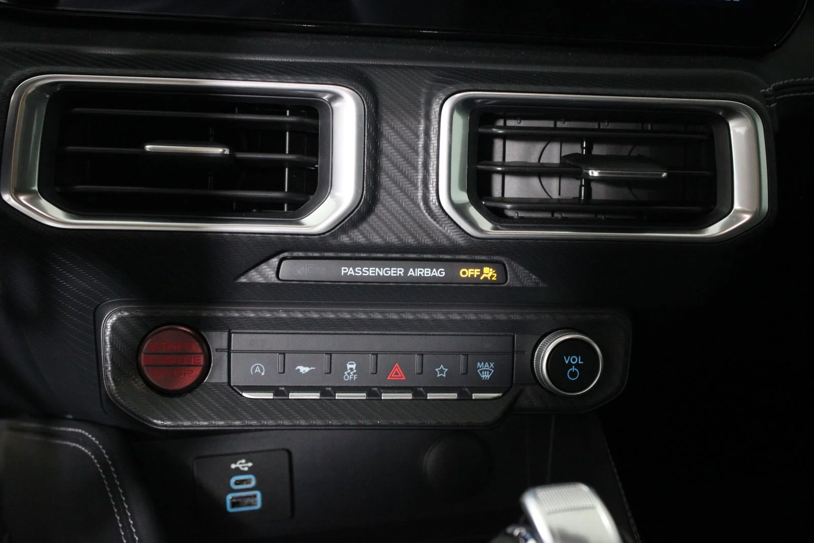 Used 2025 Black Ford GT Premium image 22
