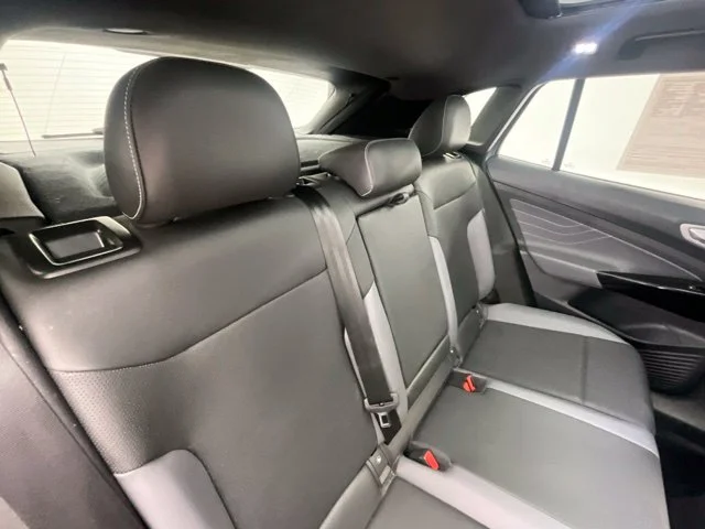 Used 2023 Gray Volkswagen  image 15