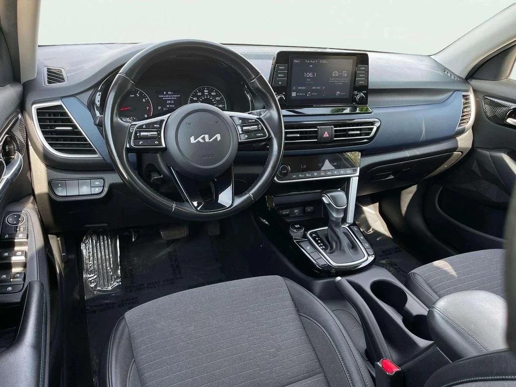 Used 2023 Starbright Yellow/Black Roof Kia S image 24