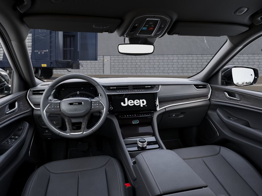 New 2026 Bright White Clear-Coat Exterior Paint Jeep Limited image 14