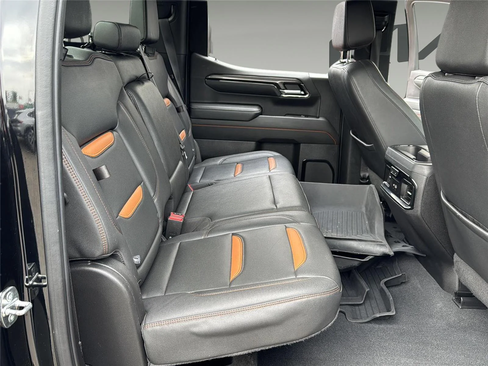 Used 2022 Onyx Black GMC AT4 image 28