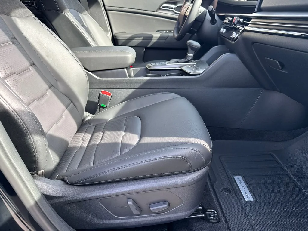 New 2026 Black Kia SX-Prestige image 13