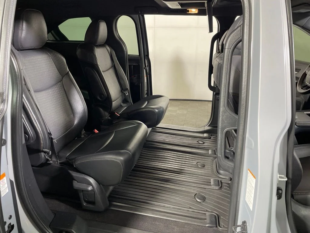 Used 2022 Gray Toyota Woodland Edition image 23