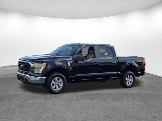 Certified Used 2022 Agate Black Metallic Ford XLT image 7