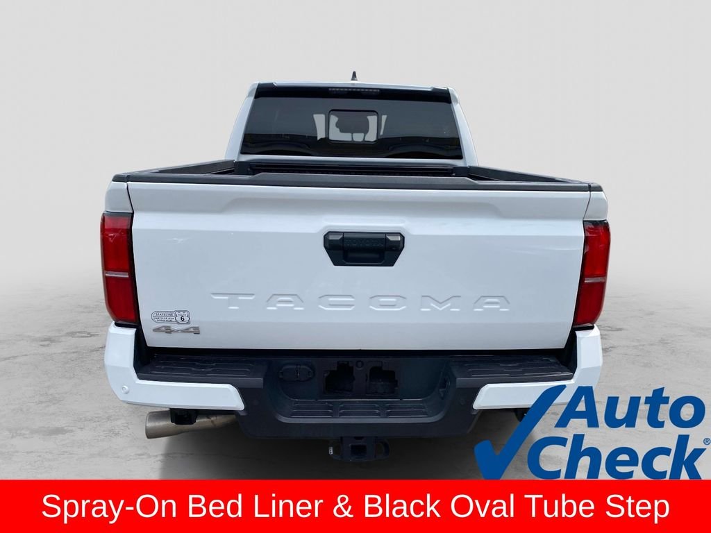 Used 2025 White Toyota SR5 image 4