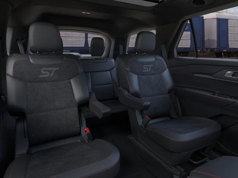 New 2026 Star White Metallic Tri-Coat Ford ST image 11