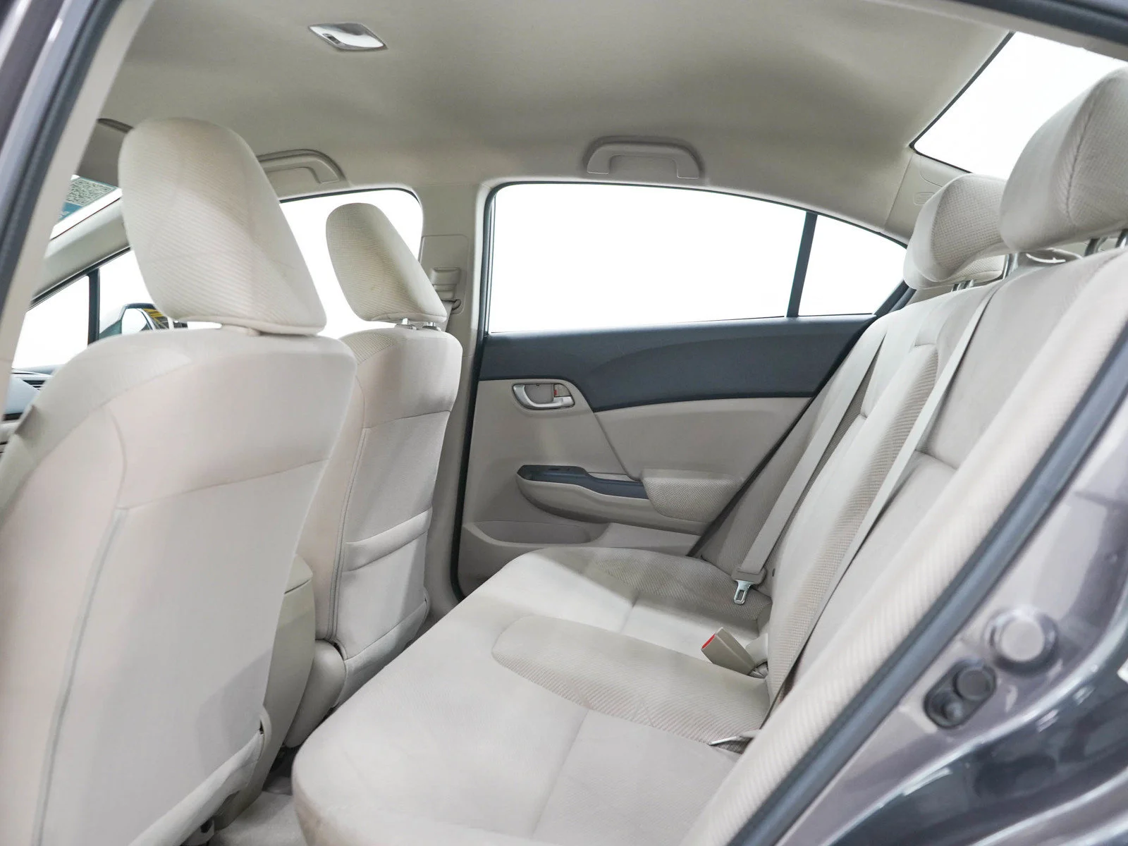 Used 2012 Urban Titanium Metallic Honda 4dr Auto LX image 13
