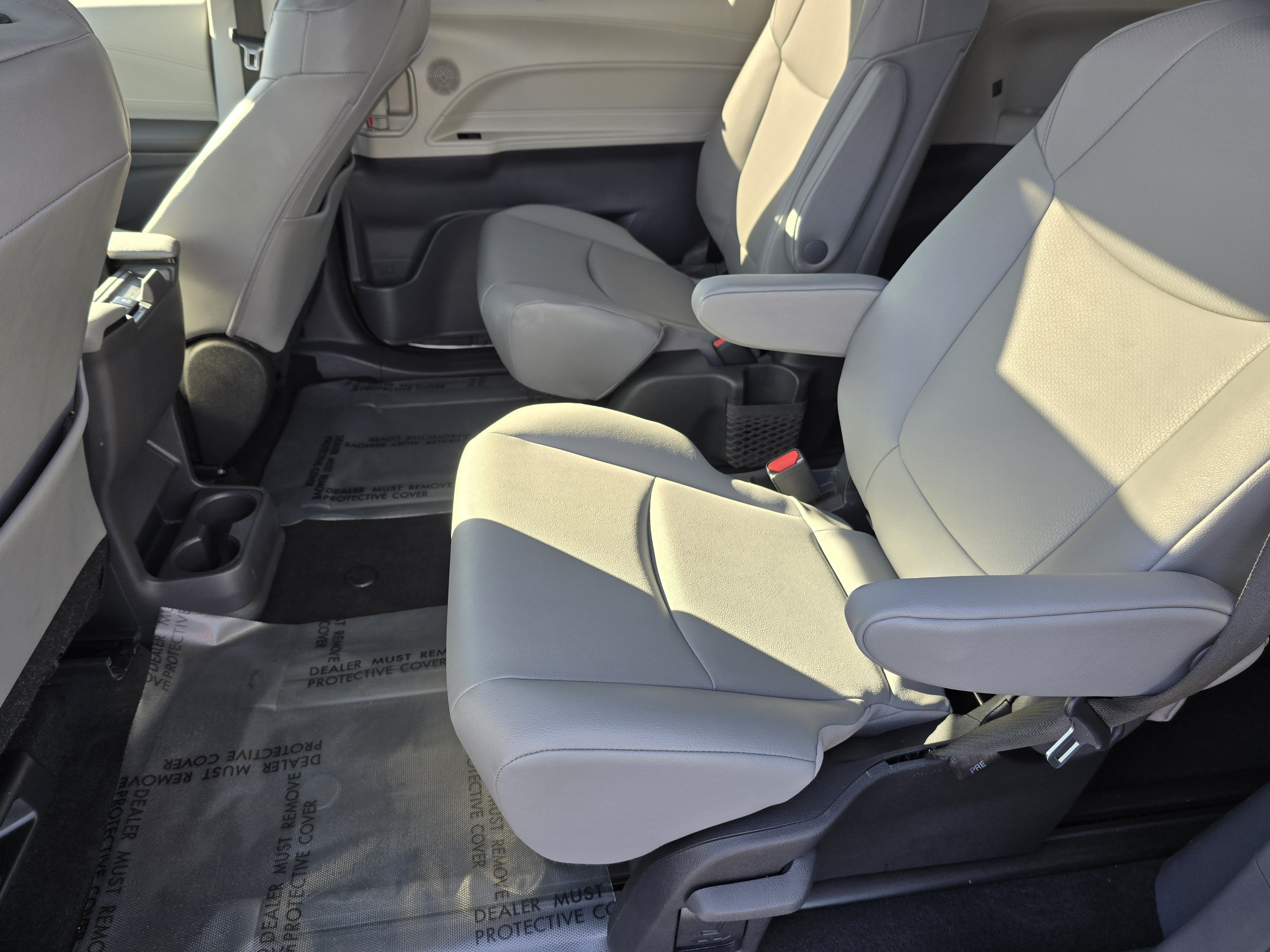 Used 2024 Pearl Toyota XLE image 31