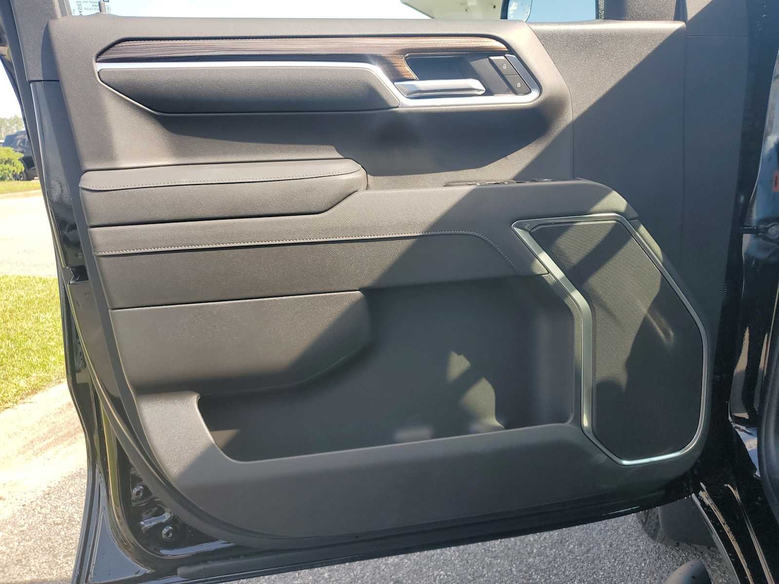 2026 Chevrolet Silverado 1500 RST - Photo 15