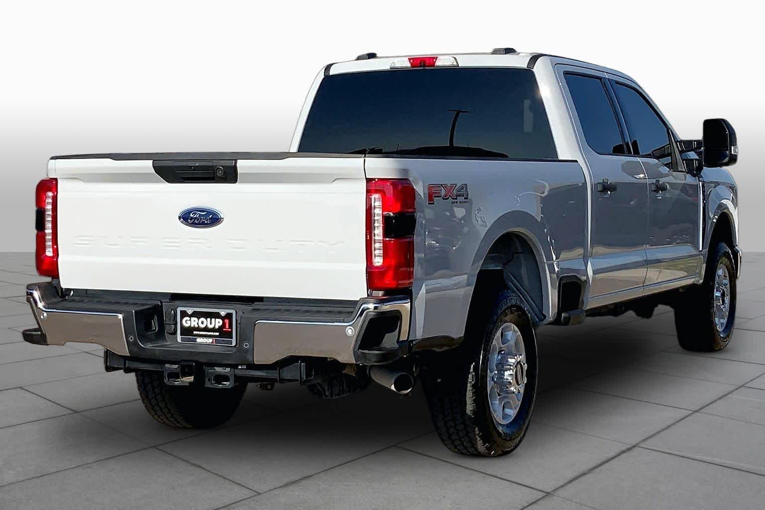 Used 2025 Avalanche Ford XLT image 13