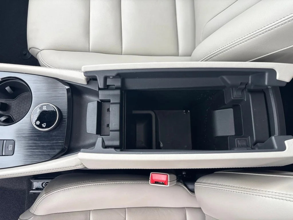 Certified Used 2023 White Nissan SL image 20