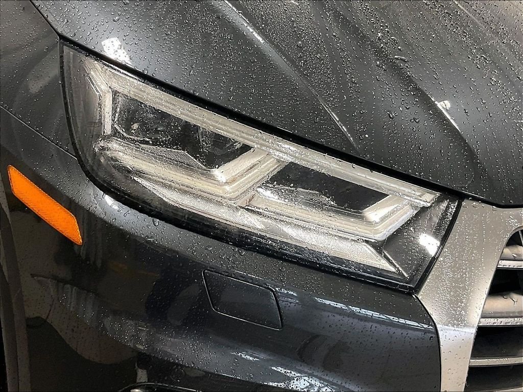 Used 2018 Gray Audi 2.0T image 33