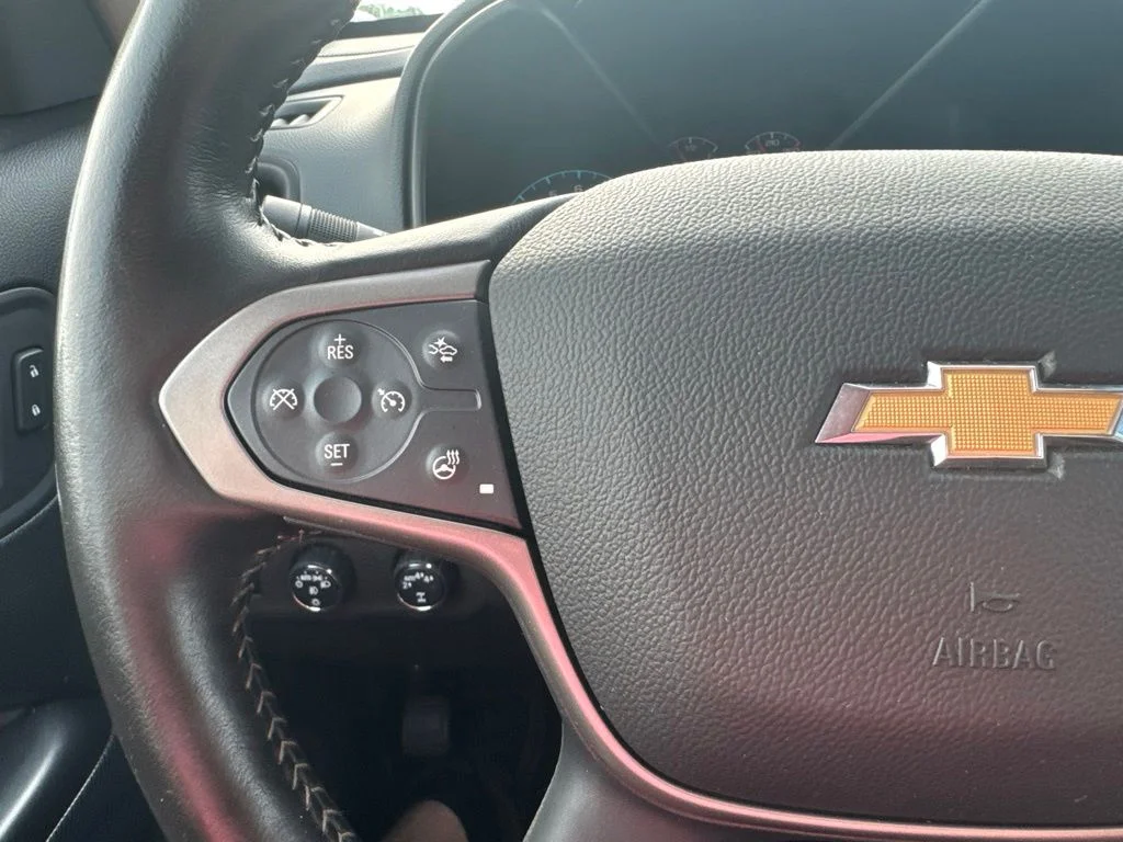 Used 2021 Blue Chevrolet Z71 image 17