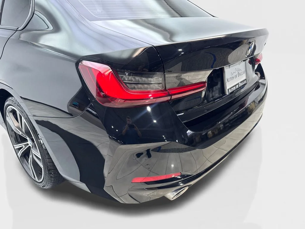 Used 2023 Black BMW 330i image 19