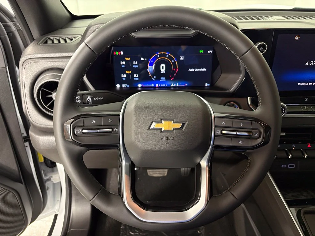 New 2026 Summit White Chevrolet WT image 22