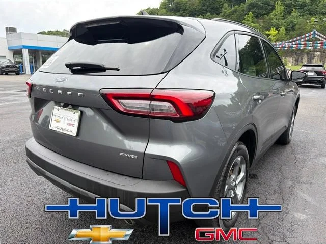 Used 2025 Gray Ford ST-Line image 3