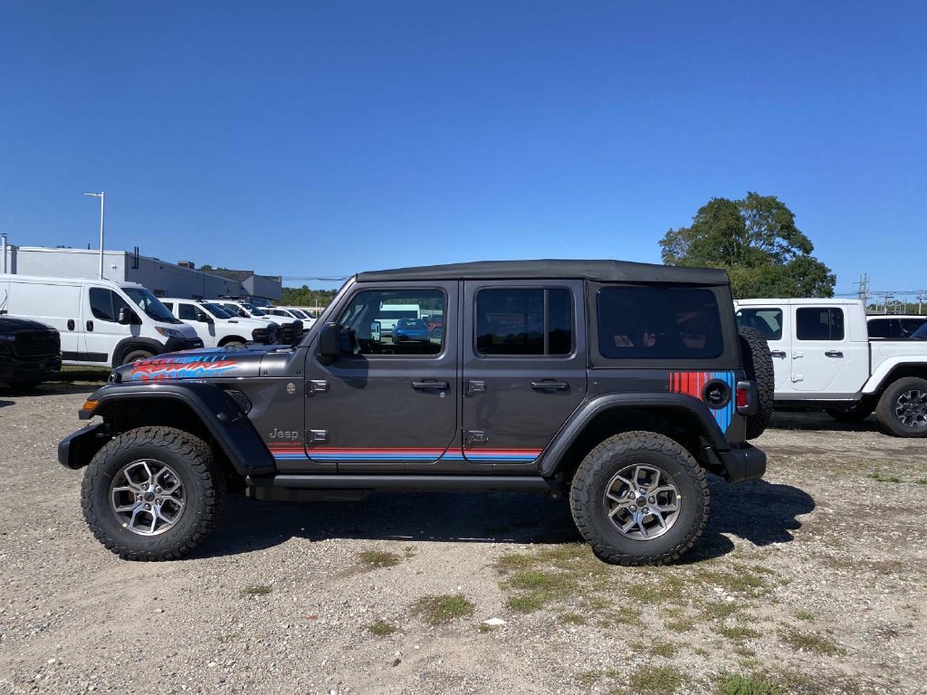 New 2027 Granite Crystal Metallic Clear-Coat Paint Jeep  image 2