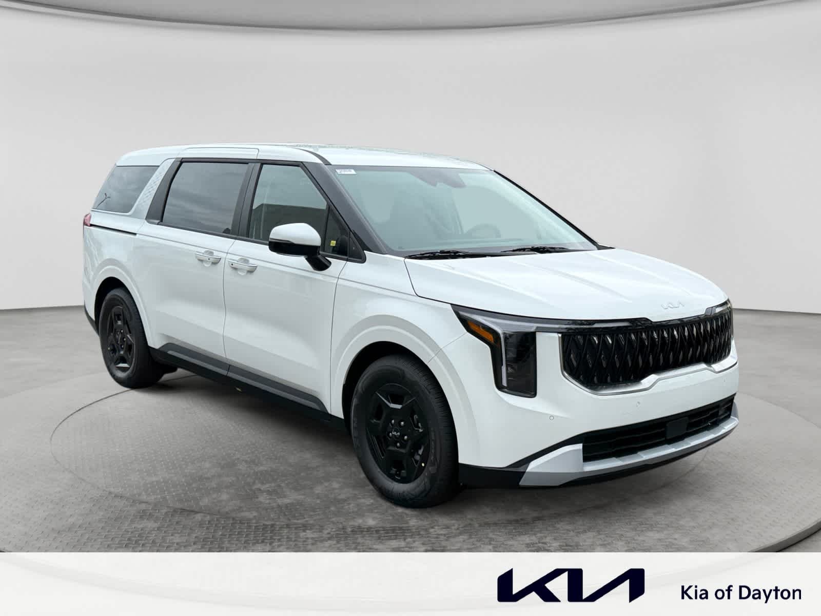 New 2026 Snow White Pearl Kia LXS image 3