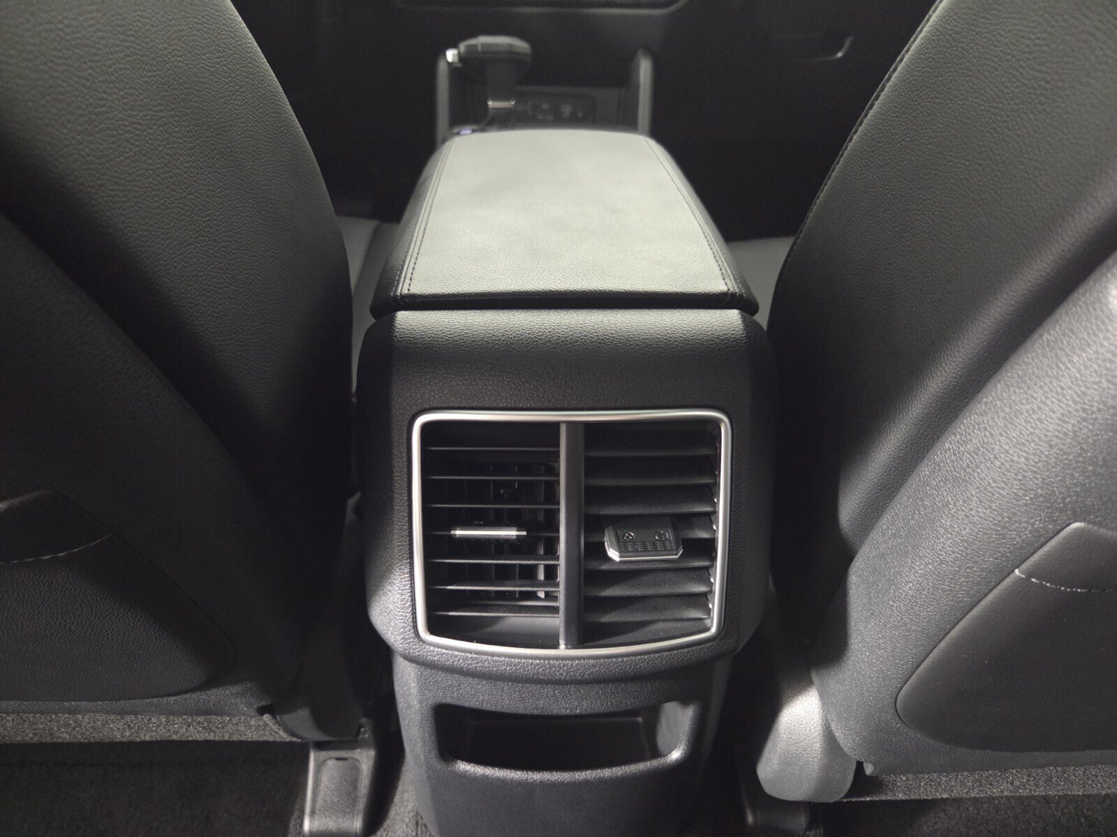 Used 2026 Blue Kia X-Line image 25