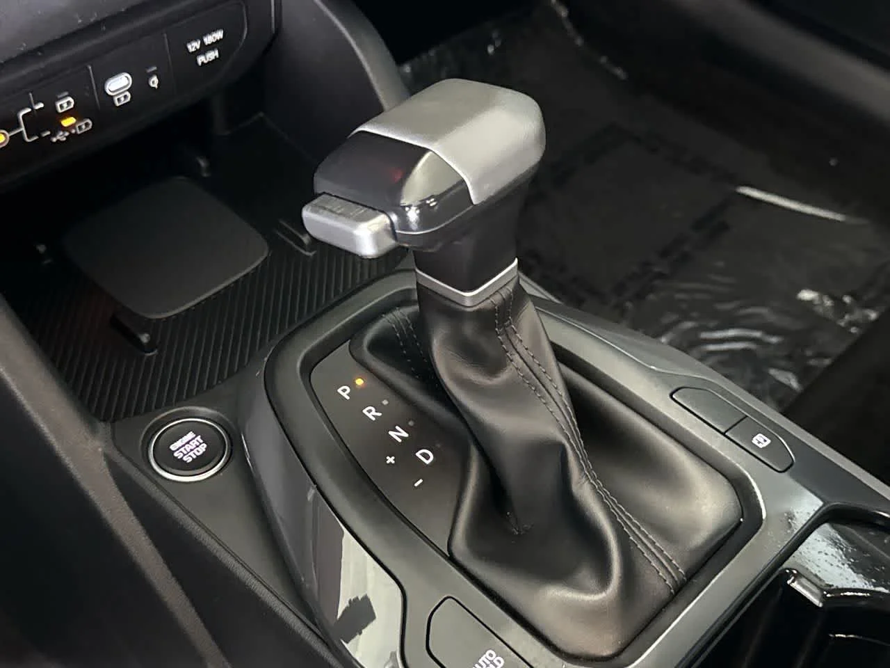 2025 Kia K4 EX - Photo 21