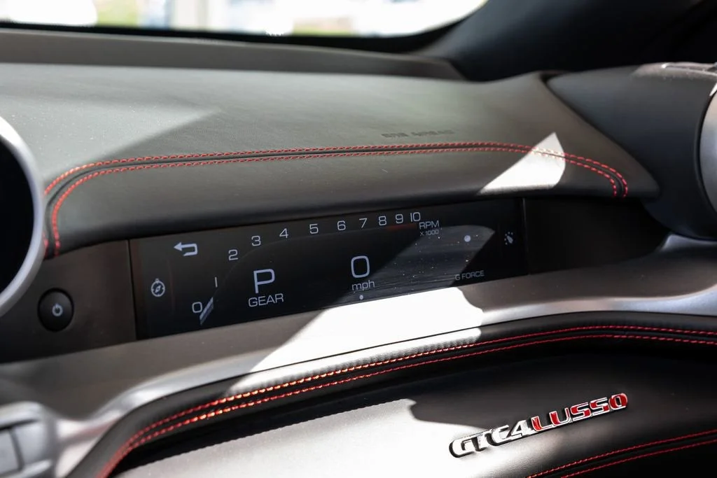 Used 2018 Nero Ferrari V12 image 28