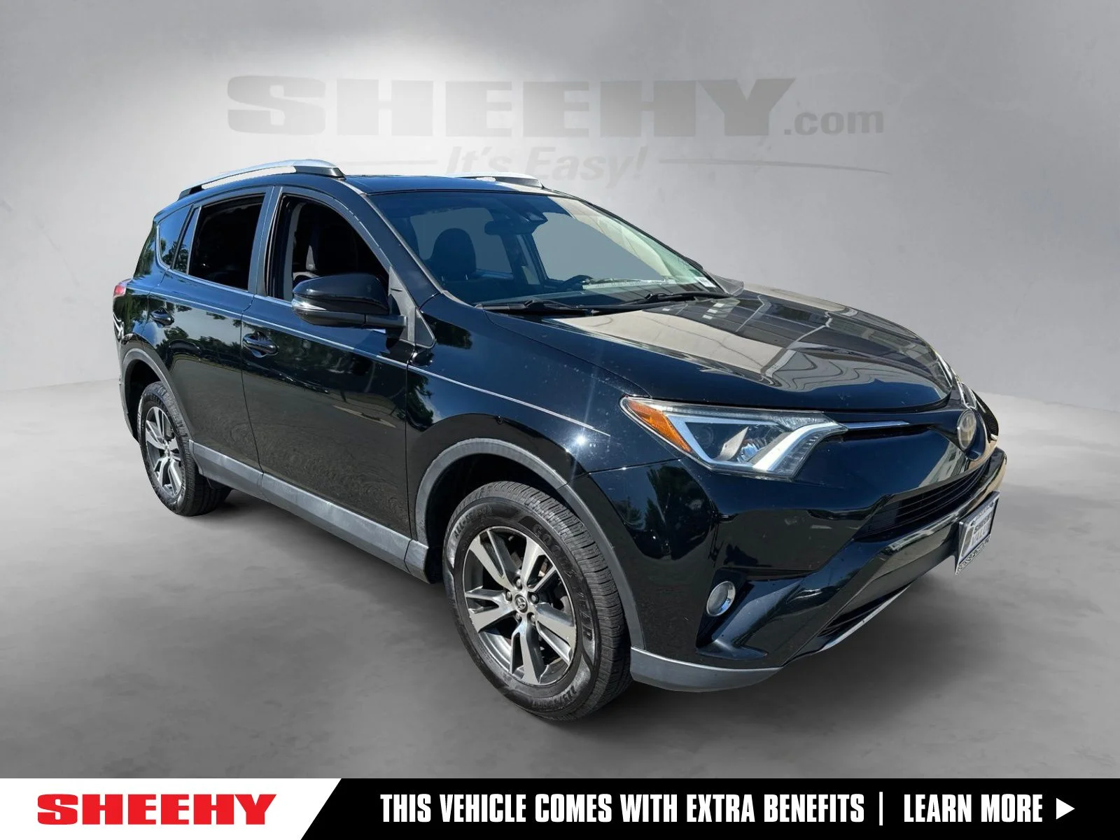 Used 2017 Black Toyota XLE image 1