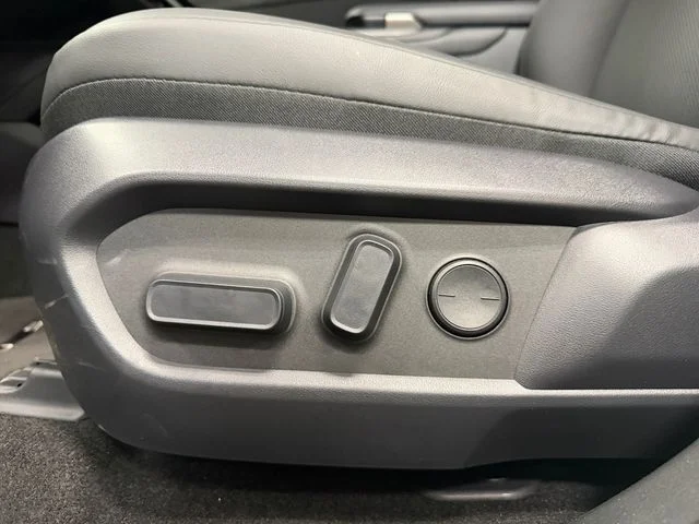 New 2026 Silver Lexus  image 16