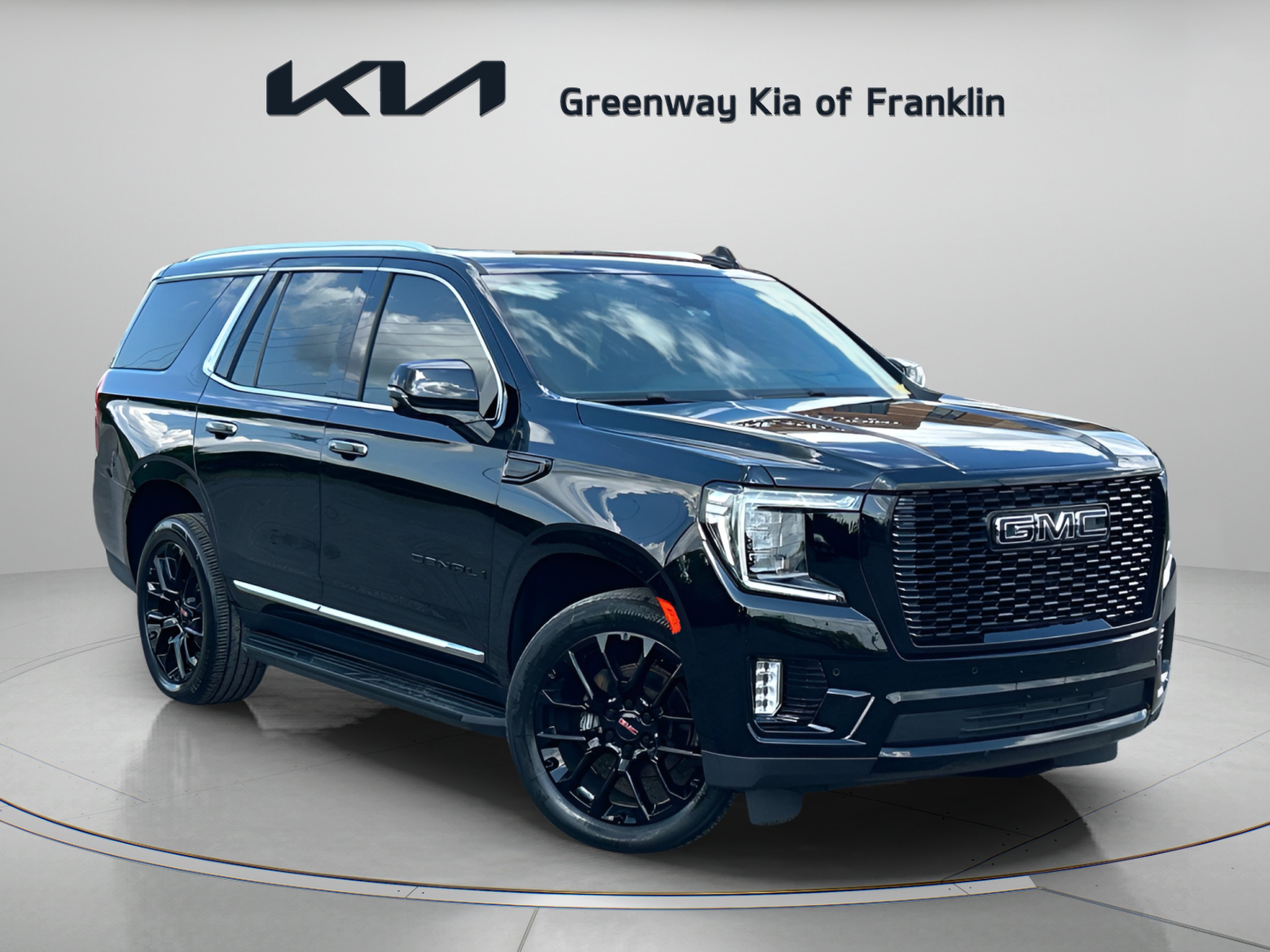 Used 2023 Onyx Black GMC Denali image 1